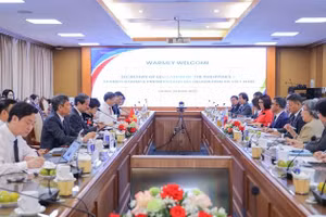 Quang cảnh buổi làm việc.