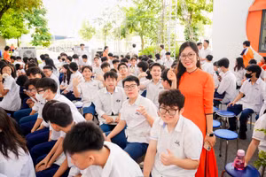 Nóng trong tuần: Nghị quyết đột phá phát triển GD-ĐT; xác nhận nhập học đại học