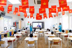 100% học sinh Wellspring cùng tham dự Lễ Khai giảng chung do Bộ GD&ĐT tổ chức, phát sóng trực tiếp trên VTV.