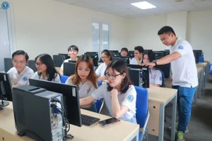Sinh viên Trường Đại học Luật TP.Hồ Chí Minh.