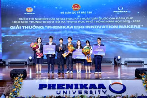 Đại học Phenikaa trao giải thưởng “Phenikaa ESG Innovation Makers” cho 3 dự án đoạt giải.