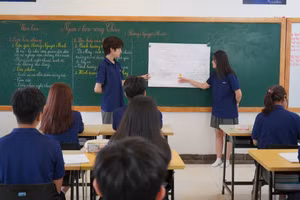 Học sinh Trường THCS-THPT Ban Mai trong giờ Ngữ văn.