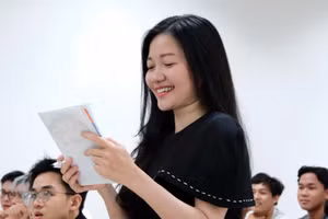 Nhà giáo Ngô Thị Thúy An là người đứng sau hàng chục công trình nghiên cứu.