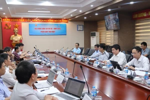 Phiên họp đầu tiên của Hội đồng Giáo sư cơ sở năm 2025 Học viện Công nghệ Bưu chính Viễn thông.