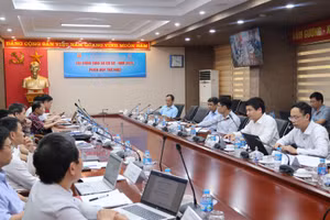 Phiên họp đầu tiên của Hội đồng Giáo sư cơ sở năm 2025 Học viện Công nghệ Bưu chính Viễn thông.