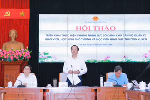 Thứ trưởng Phạm Ngọc Thưởng phát biểu khai mạc hội thảo. Ảnh: Đình Tuệ.