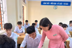 Giờ học tại Trung tâm Giáo dục thường xuyên - Ngoại ngữ, Tin học Hải Dương (TP Hải Phòng).