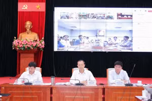 Thứ trưởng Thường trực Phạm Ngọc Thưởng chủ trì thảo luận tại hội nghị.