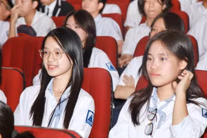 Đội tuyển học sinh giỏi thành phố Hà Nội phần lớn đến từ các trường chuyên. Ảnh: Lan Anh