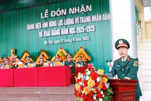 Trung tướng, GS,TS Phan Tùng Sơn - Giám đốc Học viện Hậu cần chủ trì Lễ đón nhận danh hiệu Anh hùng lực lượng vũ trang nhân dân và khai giảng năm học 2025-2026.