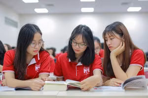 Thực thi nhất quán chiến lược 6 trụ cột để xây dựng đại học tinh hoa