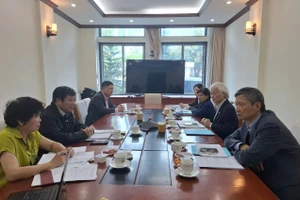 Họp Ban Vận động thành lập Hiệp hội Sách giáo dục và học liệu điện tử Việt Nam.