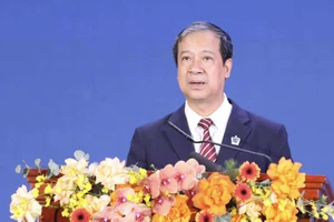 Bộ trưởng Nguyễn Kim Sơn phát động phong trào thi đua yêu nước ngành Giáo dục giai đoạn 2025-2030. Ảnh: Lê Cường.