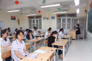 Thí sinh Hà Nội trong kỳ thi vào lớp 10 năm 2024. 