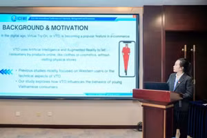 Minh Uyên trình bày 2 nghiên cứu liên quan đến thương mại điện tử tại ICEME 2025.