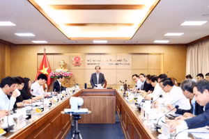 Ban Chỉ đạo về Phát triển khoa học công nghệ, đổi mới sáng tạo, chuyển đổi số, cải cách hành chính và Đề án 06 của Bộ GD&ĐT họp phiên đầu tiên.