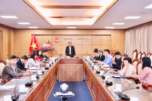 Thứ trưởng Thường trực Phạm Ngọc Thưởng chủ trì hội nghị. Ảnh: Nguyễn Mạnh