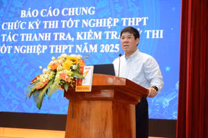 Ông Huỳnh Văn Chương, Cục trưởng Cục Quản lý chất lượng (Bộ GD&ĐT) phát biểu tại hội nghị tập huấn.