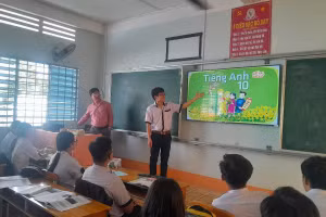 Giờ học tại Trường THPT Vĩnh Long (tỉnh Vĩnh Long).