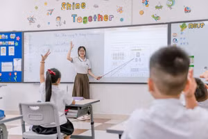 Nóng trong tuần: Quốc hội thông qua Luật Nhà giáo; Bộ trưởng Bộ GD&ĐT trả lời chất vấn