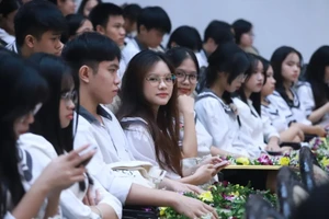 Công tác phát hiện, bồi dưỡng học sinh giỏi là một trong những nhiệm vụ trọng tâm hằng năm của ngành Giáo dục tỉnh Nam Định. Ảnh: Đình Tuệ.