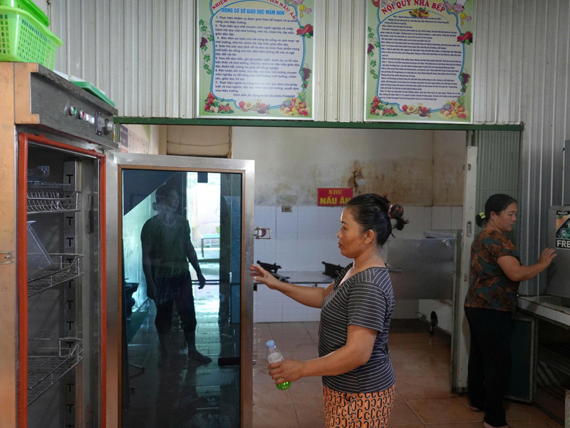 Trường học vùng 'lũ chồng lũ' Nghệ An gấp rút hoàn tất chuẩn bị khai giảng