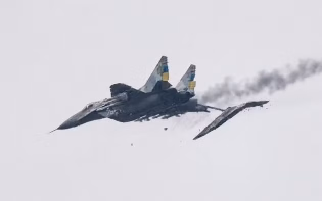 Chiến đấu cơ MiG-29 Ukraine bị Su-35 Nga bắn hạ, ngày 27/6/2026.