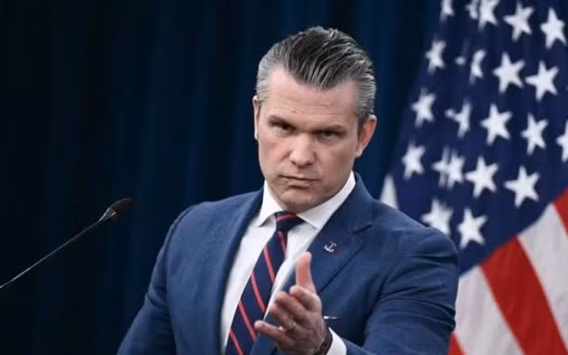 Bộ trưởng Chiến tranh Pete Hegseth.
