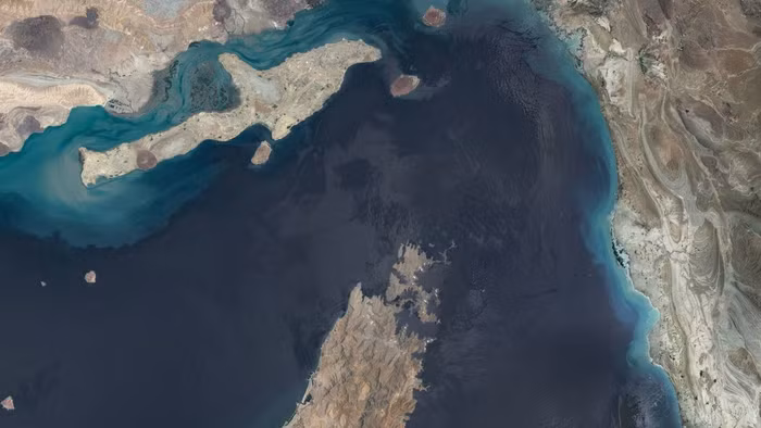Eo biển Hormuz.