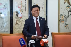 Đại sứ Trung Quốc tại Nga Trương Hán Huy.