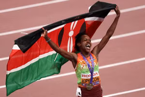 Vận động viên chạy người Kenya, Faith Kipyegon, giành chiến thắng chung kết nội dung 1.500m nữ tại Giải vô địch điền kinh thế giới ở Tokyo, Nhật Bản, ngày 16/9/2025.