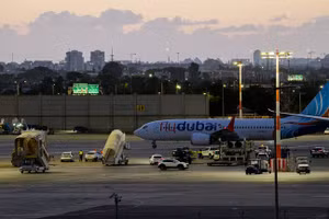 Một máy bay chở khách của Flydubai hạ cánh xuống sân bay Ben Gurion, tại Tzafria, Israel, ngày 30/9/2026. 