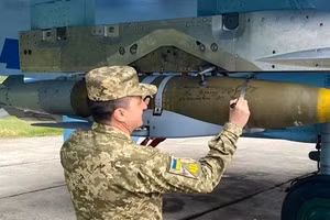 Chiến đấu cơ MiG-29 Ukraine tấn công chính xác sở chỉ huy UAV của Nga ở Zaporizhzhia.