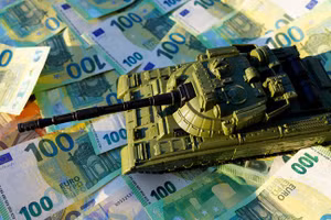 Pháp đang tìm cách thu lợi từ việc bán vũ khí cho Ukraine.