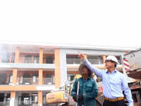 Đại diện nhà thầu chỉ huy công trình.
