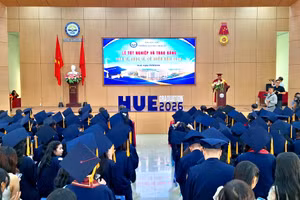 Trường ĐH Kinh tế Huế tổ chức lễ tốt nghiệp đợt 3 năm 2026.