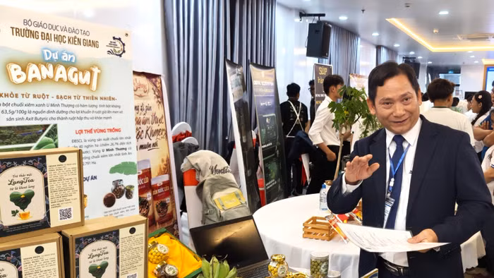Dự án Banagut - khỏe từ ruột, sạch từ thiên nhiên của Trường Đại học Kiên Giang đạt giải Nhất bảng sinh viên.