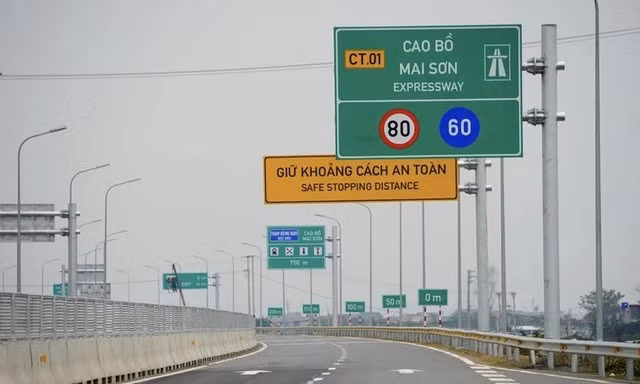 Đề xuất mở rộng 18 đoạn tuyến cao tốc Bắc-Nam 4 làn xe hạn chế lên 6 làn xe