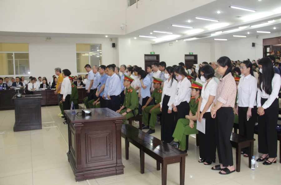 Các bị cáo tại phiên tòa