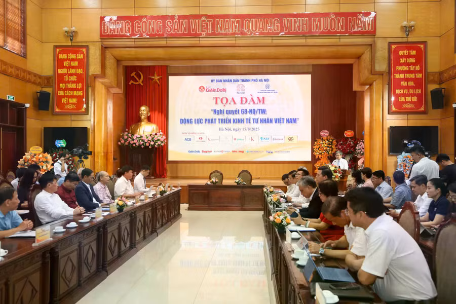 Quang cảnh Toạ đàm