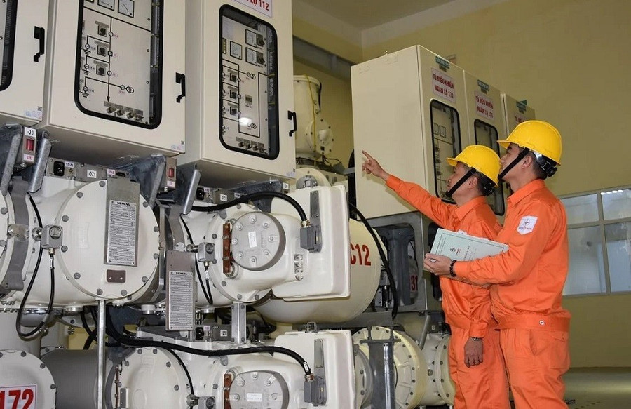 Chưa thể bỏ thuế VAT và áp dụng một giá điện