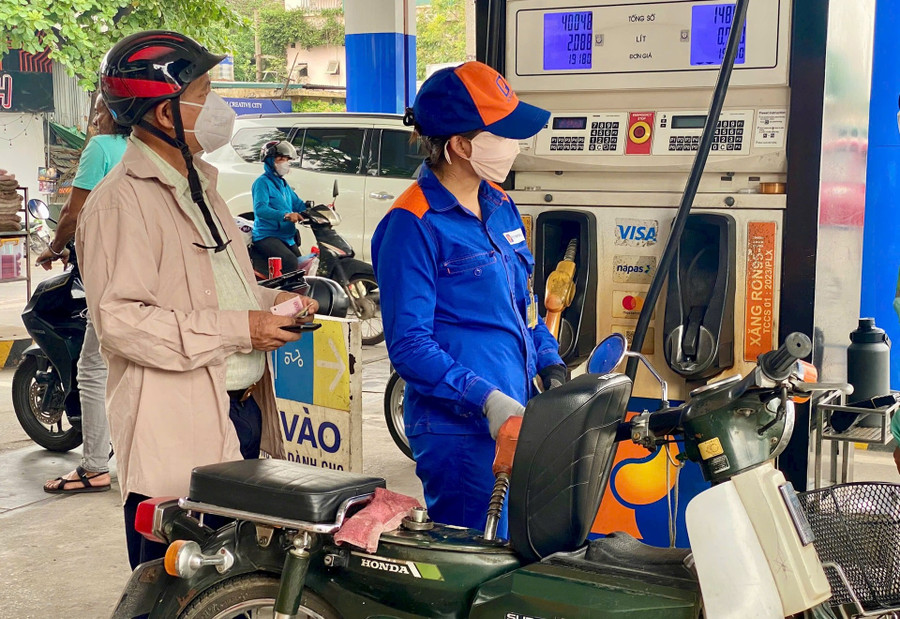 Giá xăng tăng, dầu giảm trong kỳ điều hành 29/5
