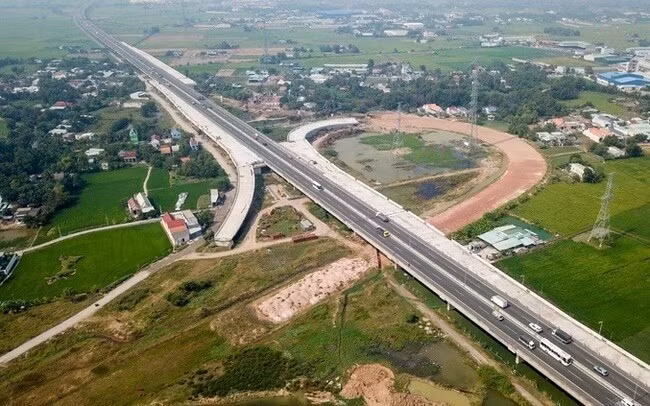 VEC đề xuất thu phí cao tốc Bến Lức – Long Thành 2.000 đồng/km