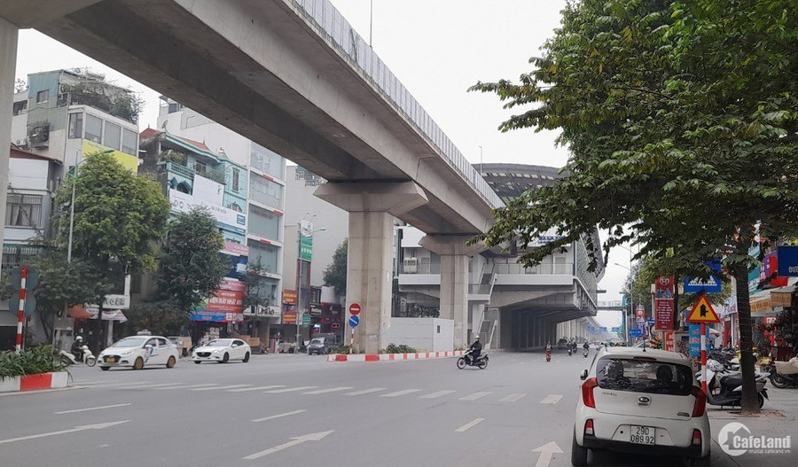 Đường Trần Phú, phường Hà Đông.