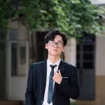 Em Nguyễn Đức Huy Khôi, học sinh lớp 12A5 Trường THPT Hoàng Cầu