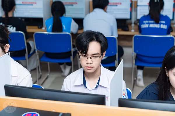 Thí sinh dự thi đánh giá năng lực chuyên biệt do Trường Đại học Sư phạm TPHCM tổ chức năm 2026.