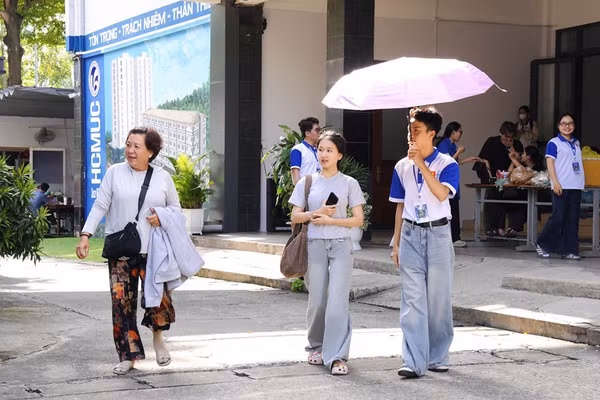 Thí sinh dự kỳ thi năng khiếu nghệ thuật năm 2026 của Trường Đại học Văn hóa TPHCM.