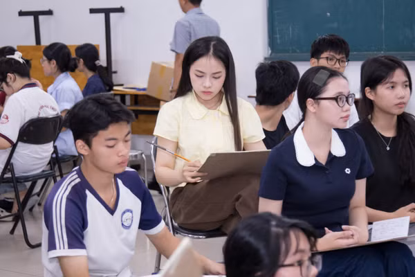 Thí sinh dự thi Năng khiếu 2026 tại Trường Đại học Kiến trúc TPHCM. Ảnh: UAH.