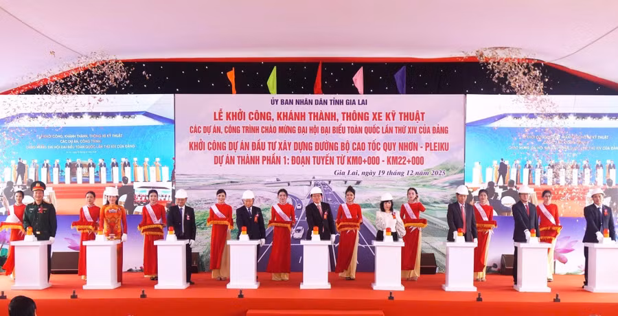 Lễ khởi công Dự án Đầu tư xây dựng đường bộ cao tốc Quy Nhơn – Pleiku.