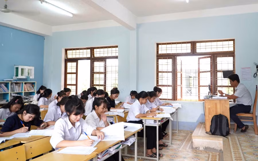 Kon Tum tuyển dụng 29 chỉ tiêu các đơn vị trực thuộc Sở GD&ĐT Kon Tum.